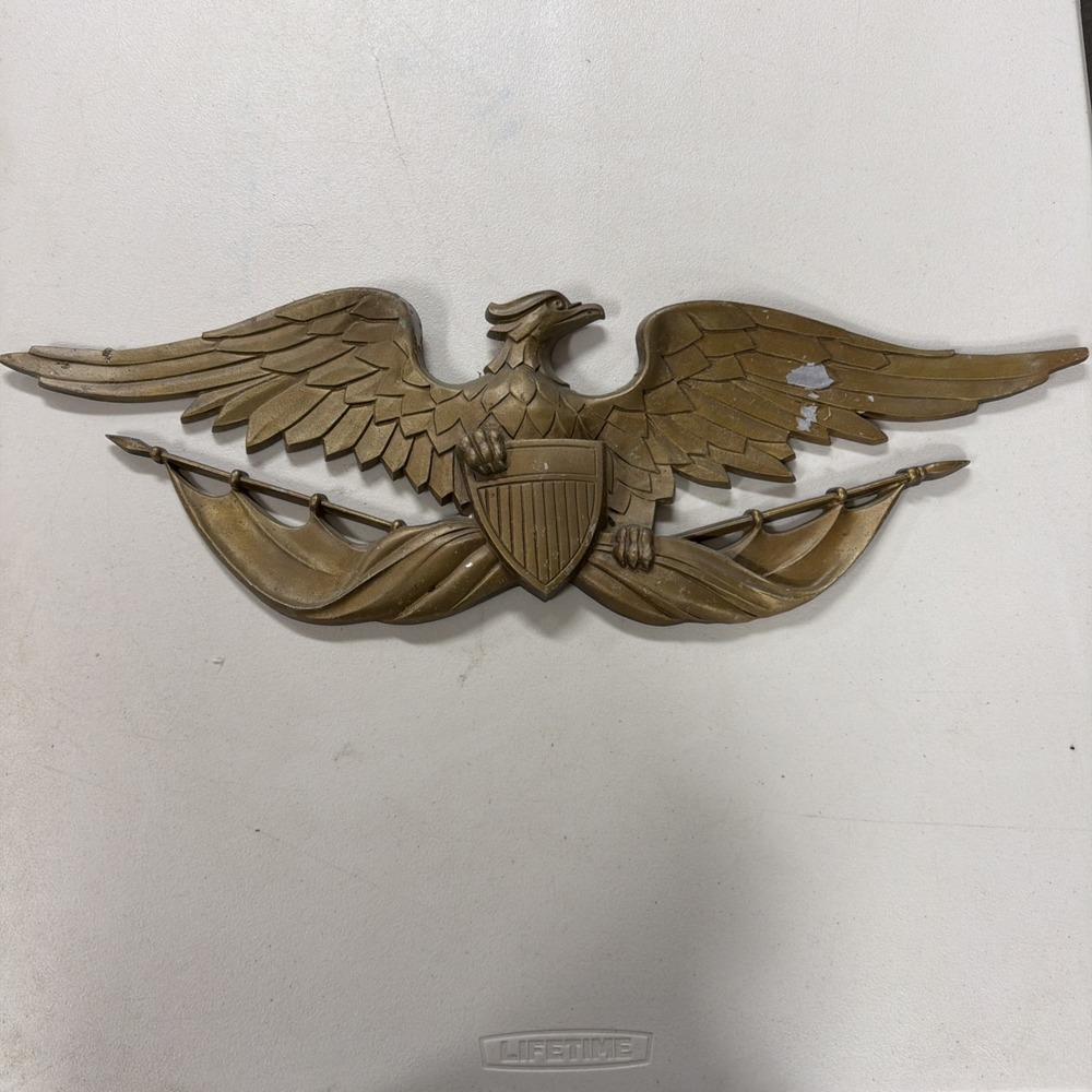 Vintage SAXTON 27"  American Eagle Wall Plaque Patriotic USA Decor